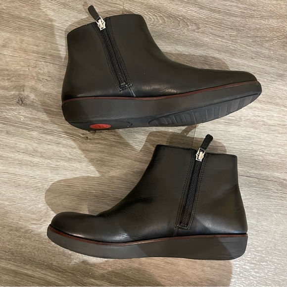 $180 Fit Flop Ziggy Ankle Boot Size 8 - Picture 4 of 9